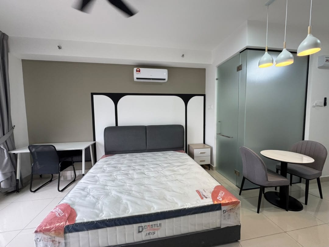 Spacious Studio Fully Furnished Unit @Jelatek - Image 2