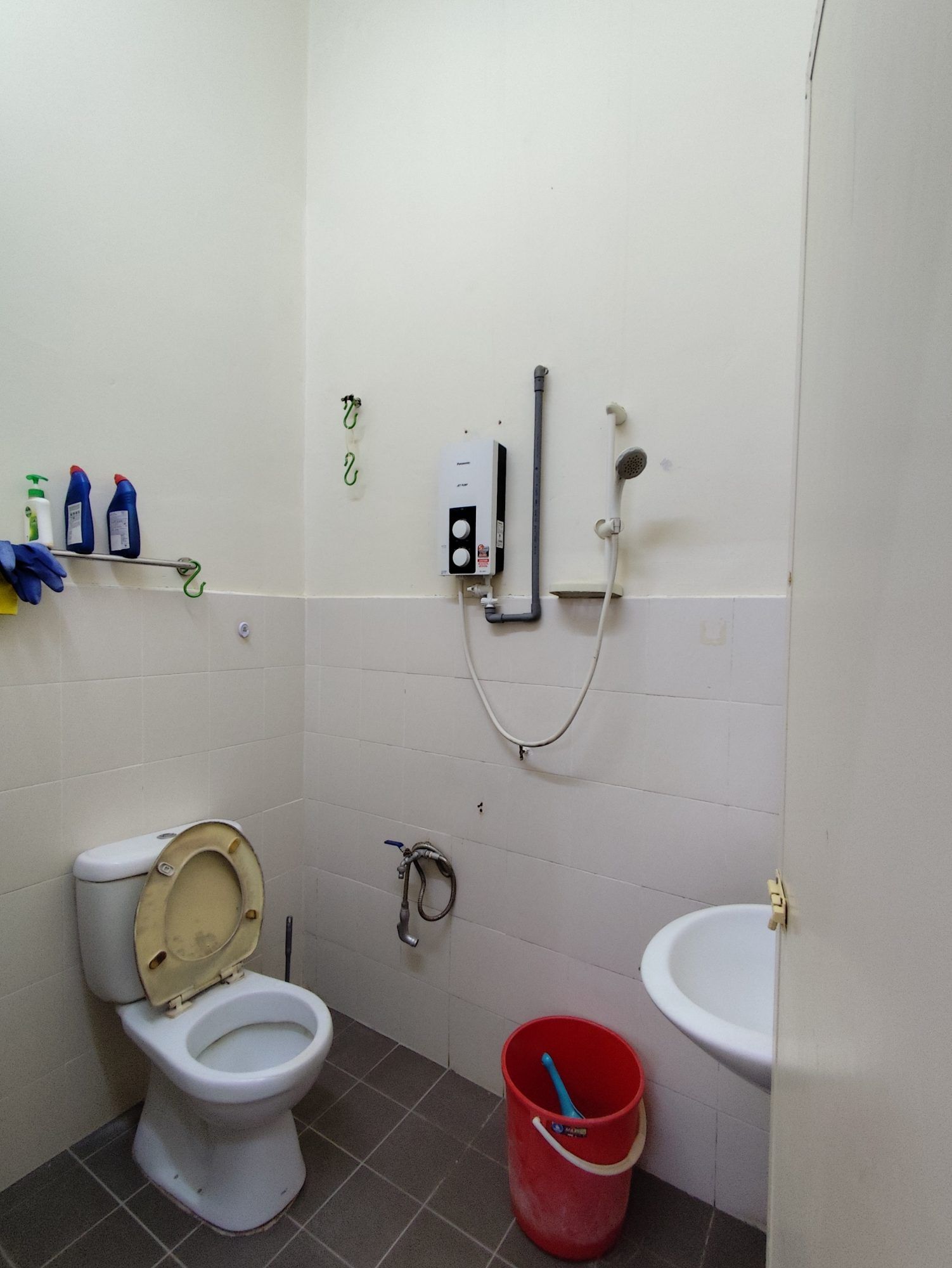 Fully Furnished End Lot Single Storey Terrace House @ Taman Mutiara Galla Galena Kristal Templer Baiduri Lobak - Image 3