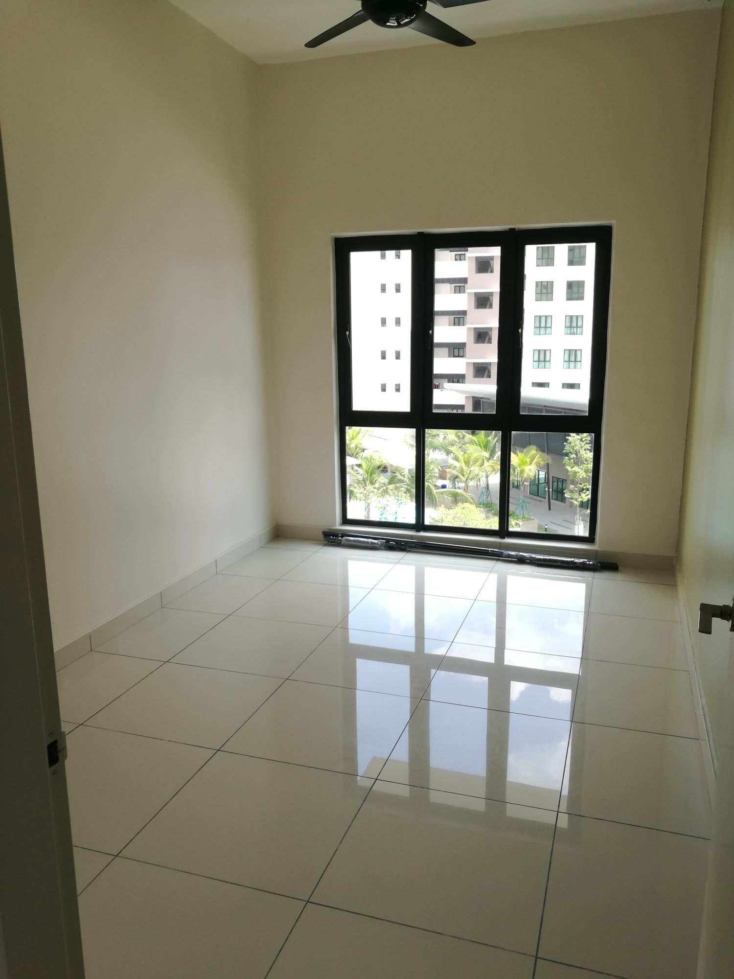 Third bedroom with pool view