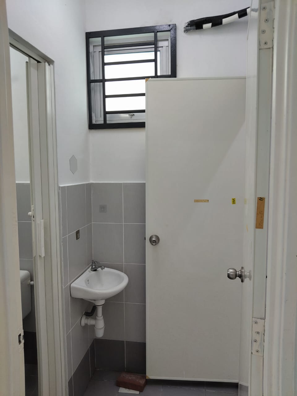 Cozy and Cheap Rental-Double Storey House@Laman Indah, Kangkar Pulai-RM1,650 - Image 15