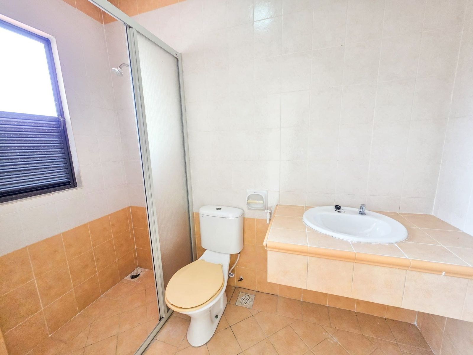 FREEHOLD 2 STOREY BUKIT JELUTONG | 4 BILIK | 4 PARKING | RM795K  - Image 17