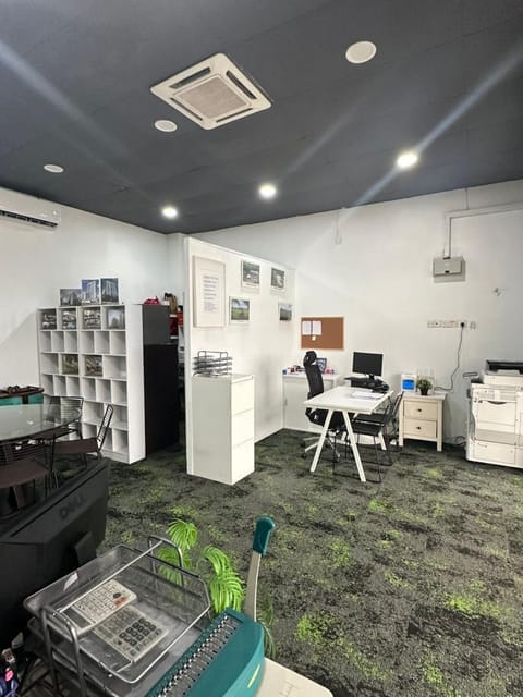 Sunsuria avenue Kota damansara Shop lot first floor for rent no lift 没有电梯楼上的店铺出租