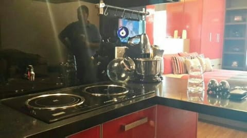 STUDIO/ FREEHOLD/ KL/ BELOW MARKET PRICE/ ONLY FOR SERIOUS BUYER