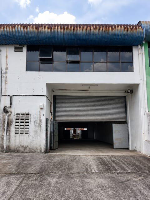 3,600 sqft Factory Warehouse For Rent Taman Perindustrian Sawit Baru, Kulai | RM2,800