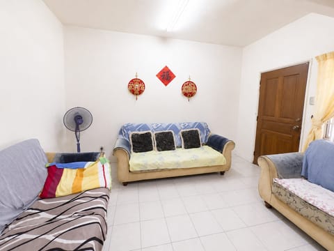 Double Storey Terrace Bandar Putra Kulai | 4 Bedroom 3 Bath | RM480K