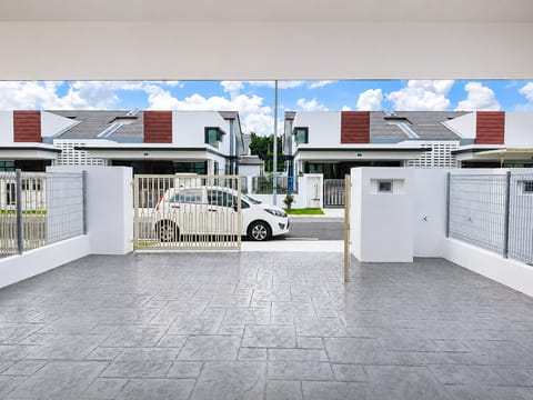 4-Bedroom Single Storey House @ Bandar Putra Kulai | Gated & Guarded 